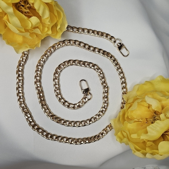 47" Shiny Gold Crossbody Chain!! - Picture 1 of 2